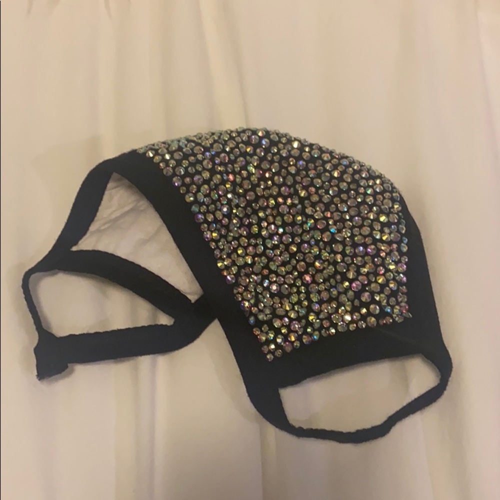 Rhinestone Face Mask - Picture 4 of 5